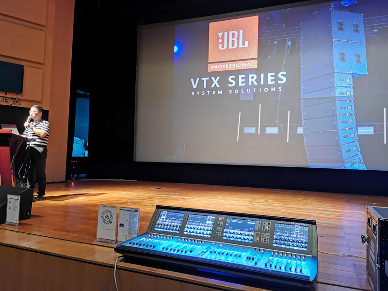 JBL VTX系列線陣列產品